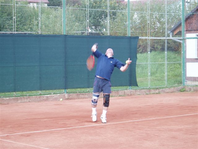 srpen (20)